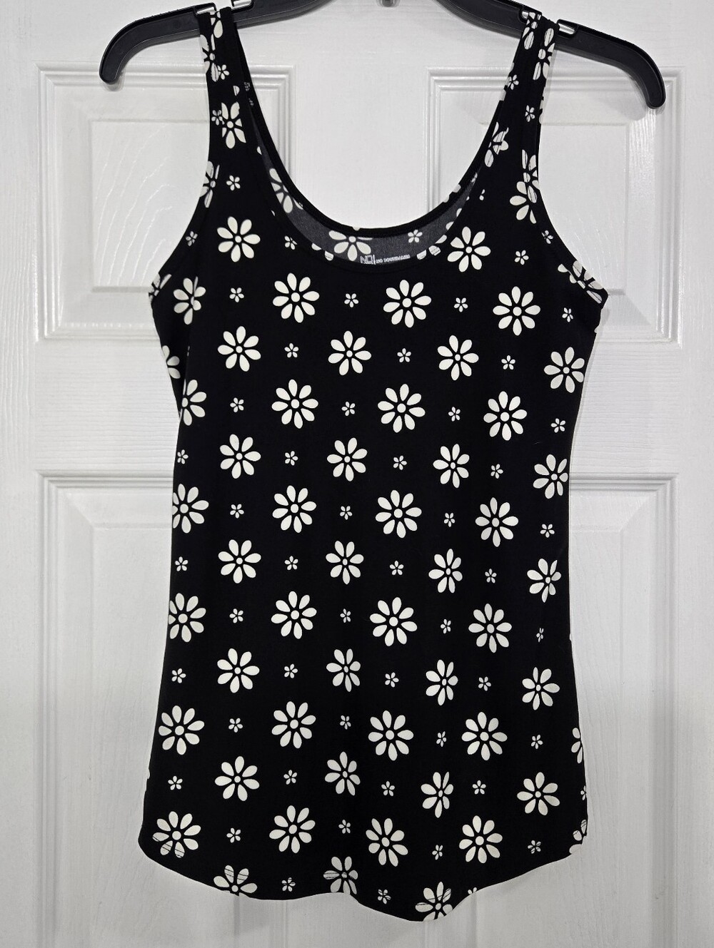 No Boundaries Black Tank Top Size  M 7-9